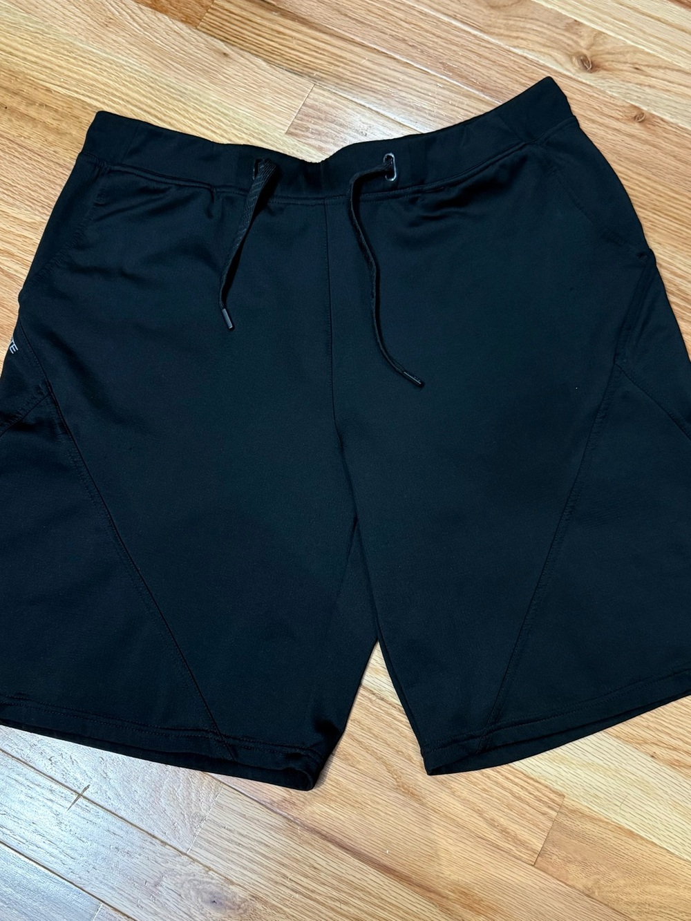 HYLETE Men's Black Drawstring Shorts XL Above Knee